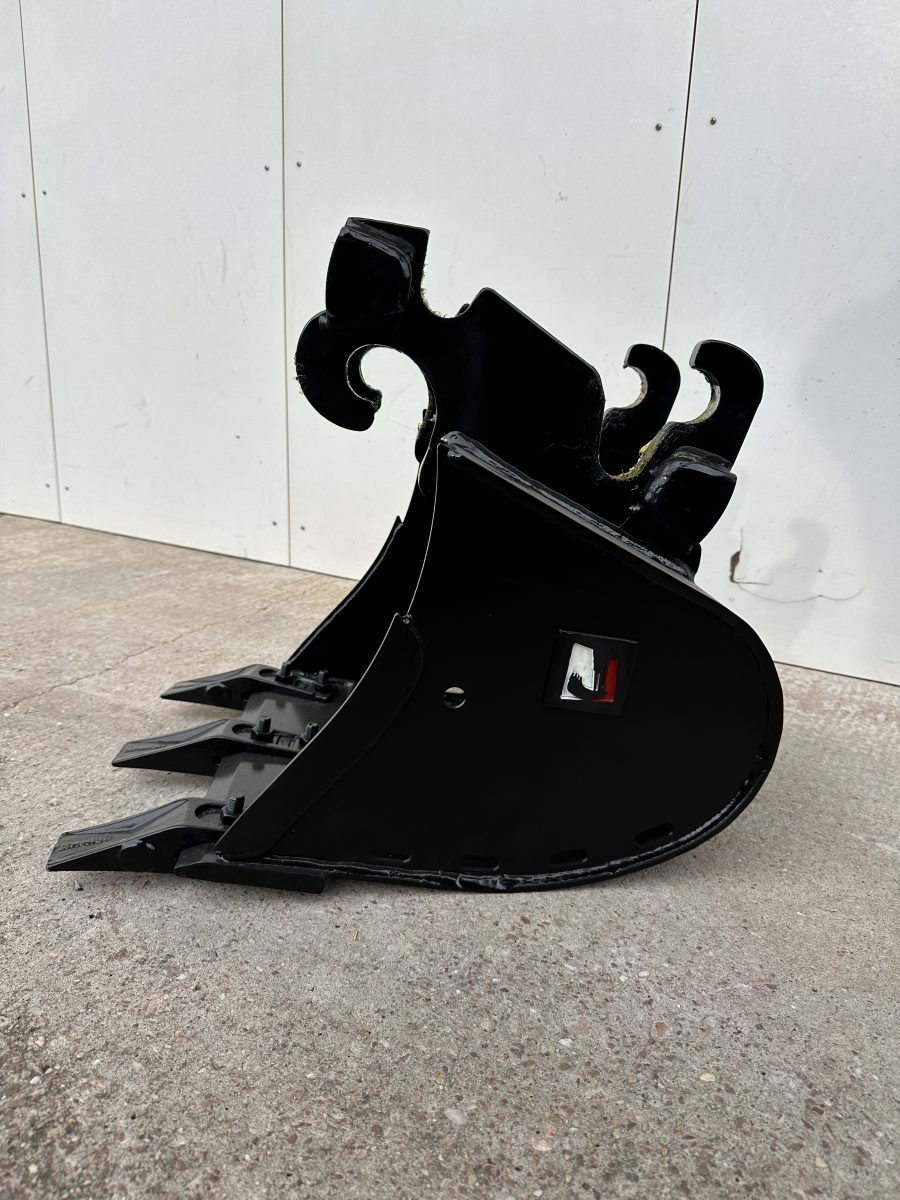 Godet rétro 400mm / CW05 réversible / 0,6 à 1,8T